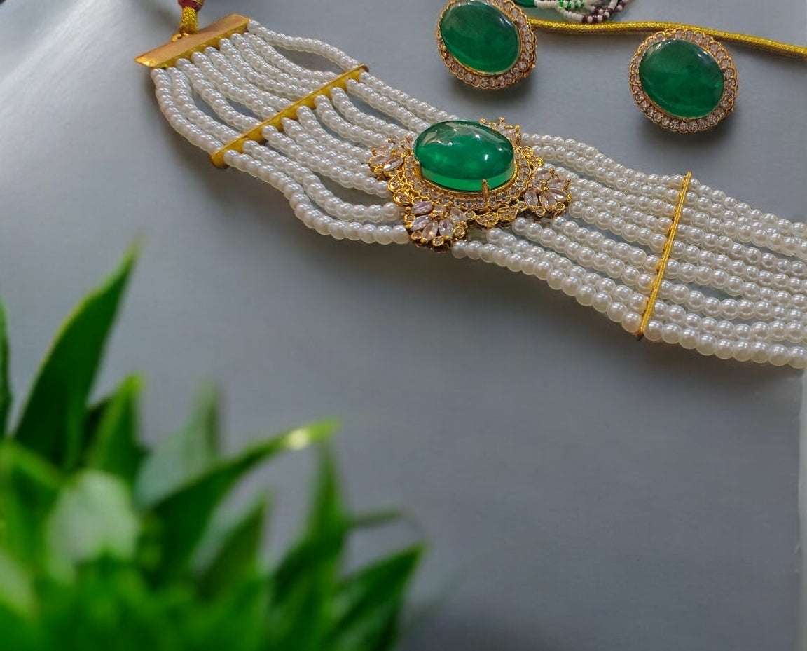 Stone Studded Pearl Necklace Set