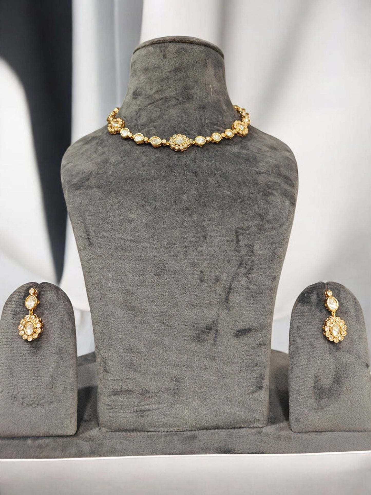 Kundan Necklace by Enfashionate