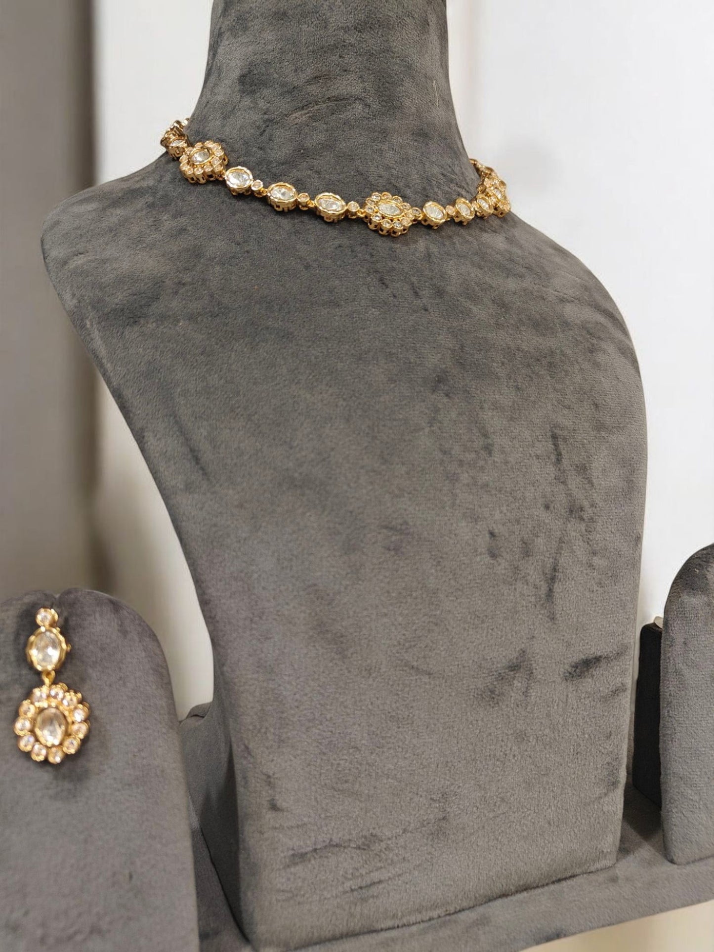Kundan Necklace by Enfashionate