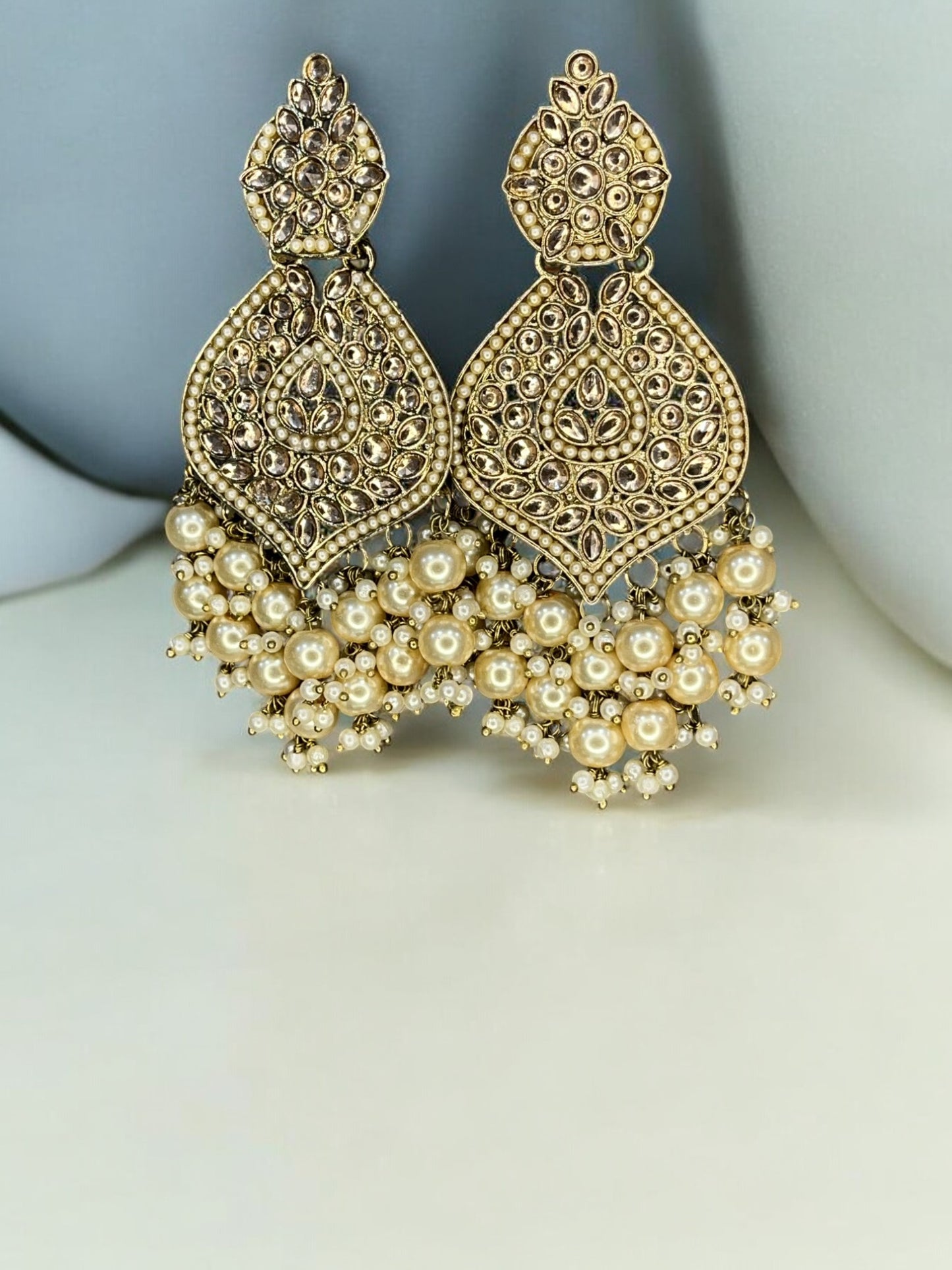 Exquisite Kundan Pearl Beaded Earrings