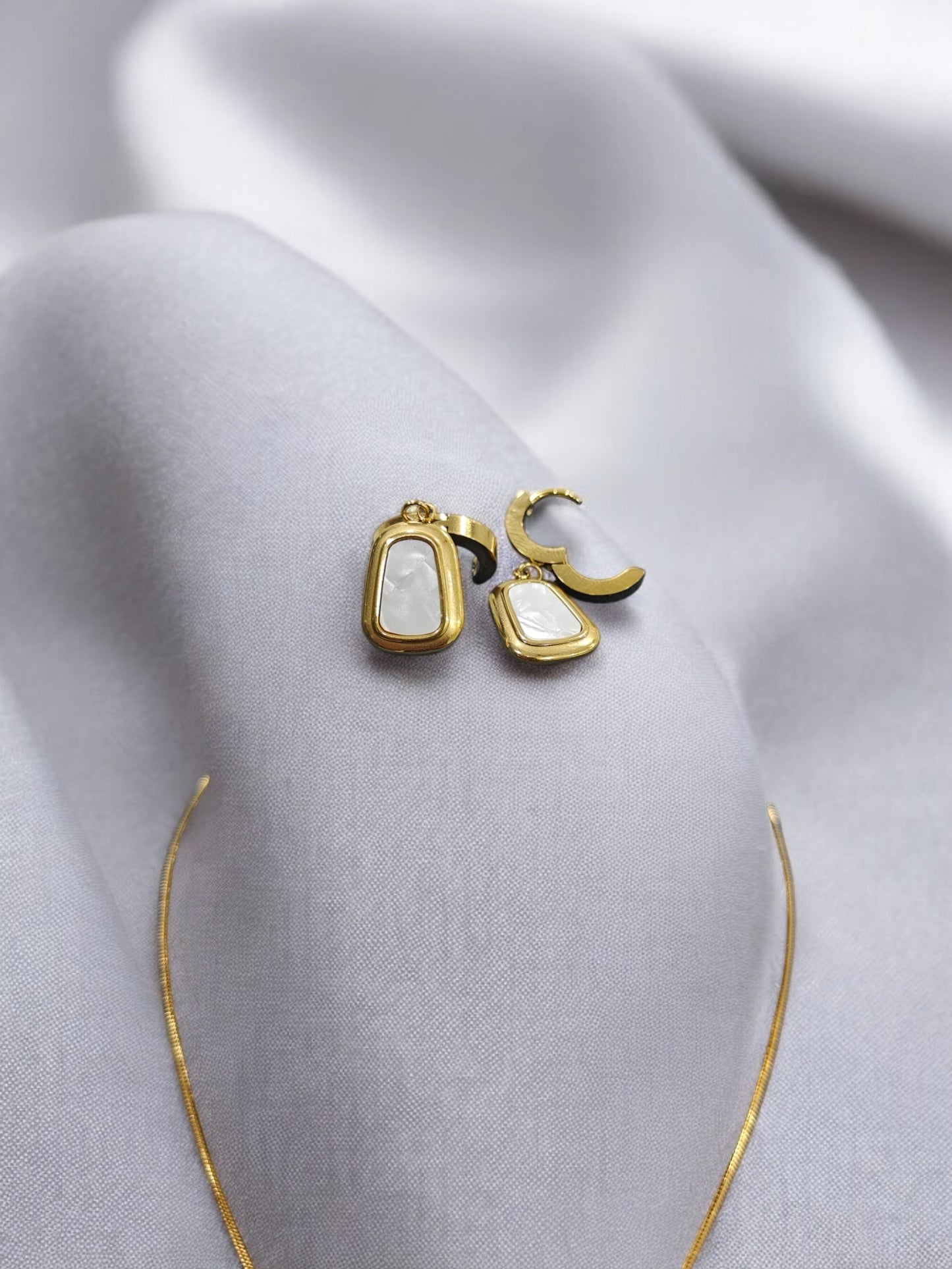 Enfashionate Anti Tarnish Pendant set