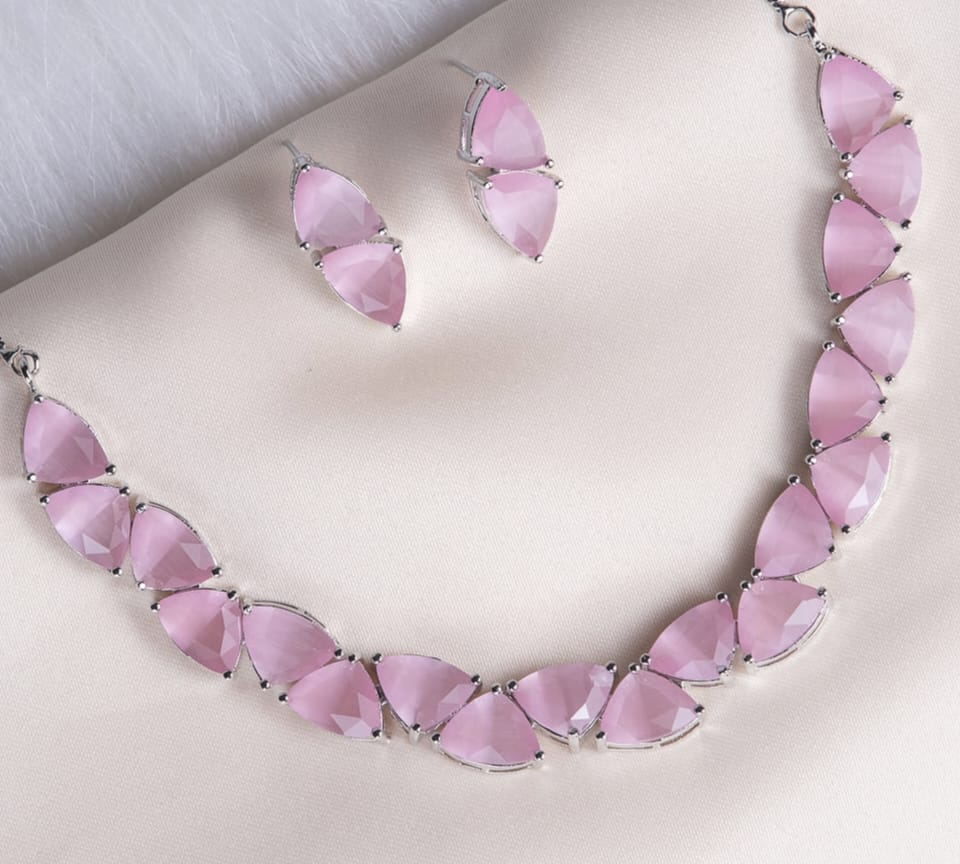 Elegant Pink Teardrop Jewelry Set