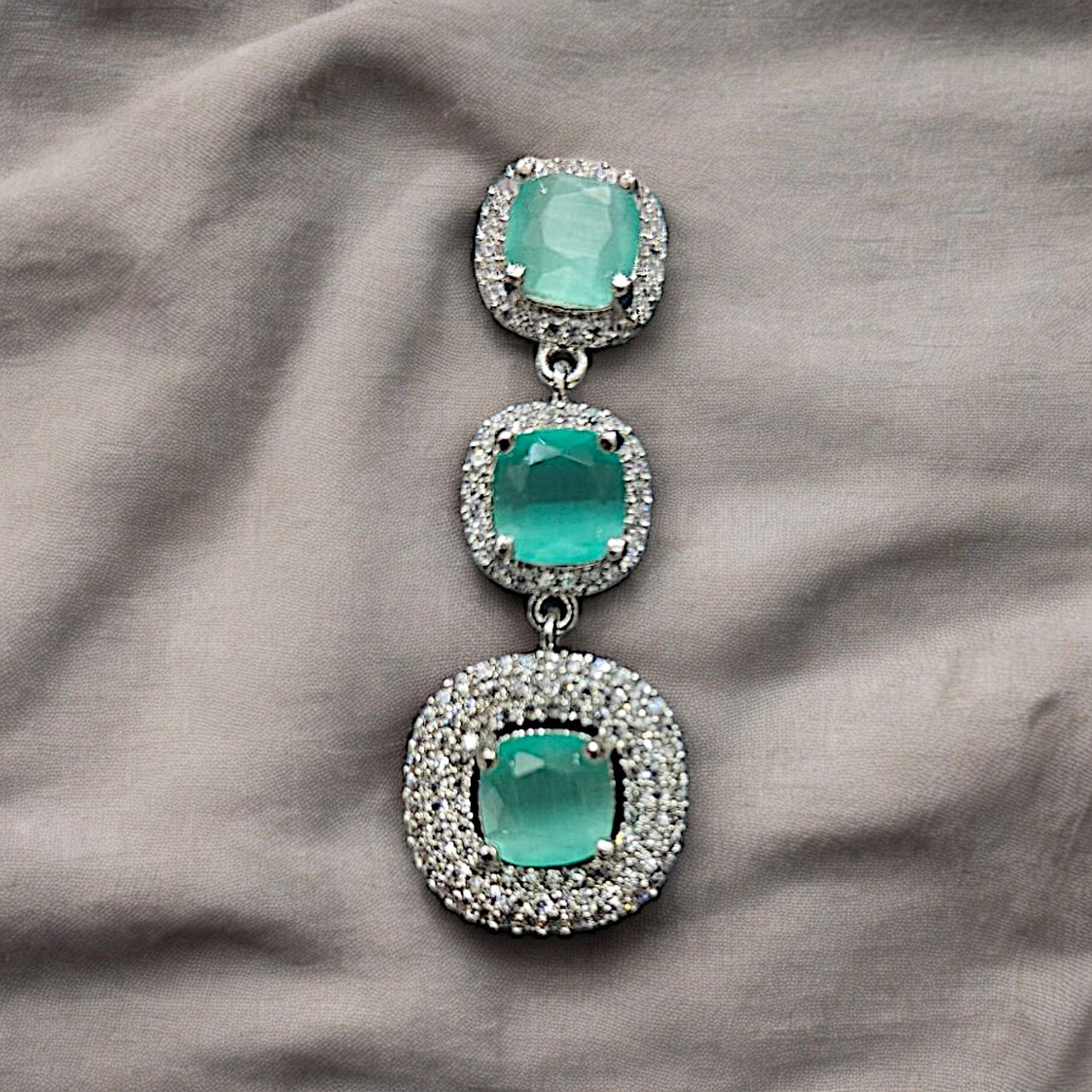 Enfashionate Rhodium-Plated Multi-Color Rhinestones Embellished Necklace