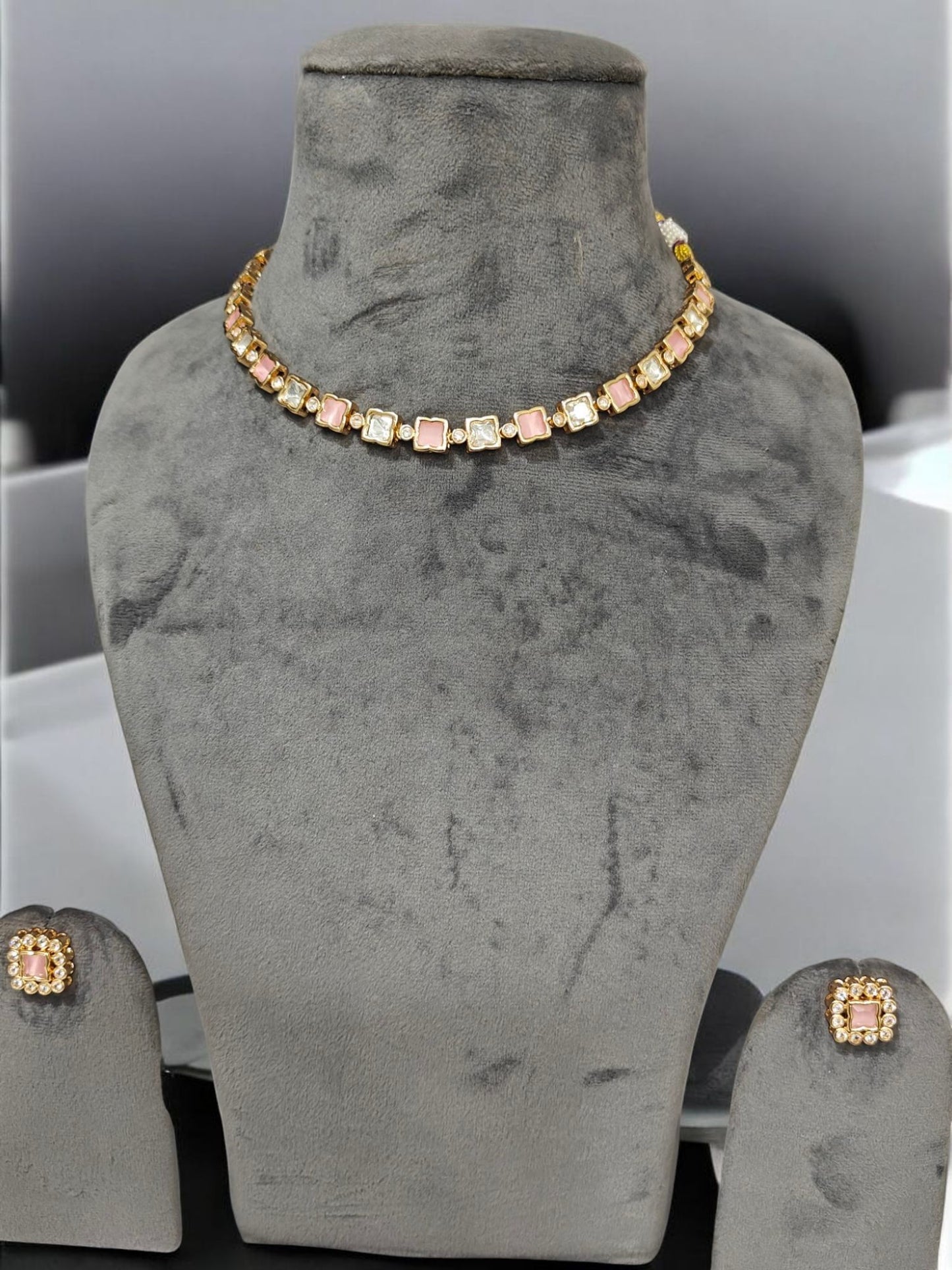 Kundan High Gold Polish Necklace Set