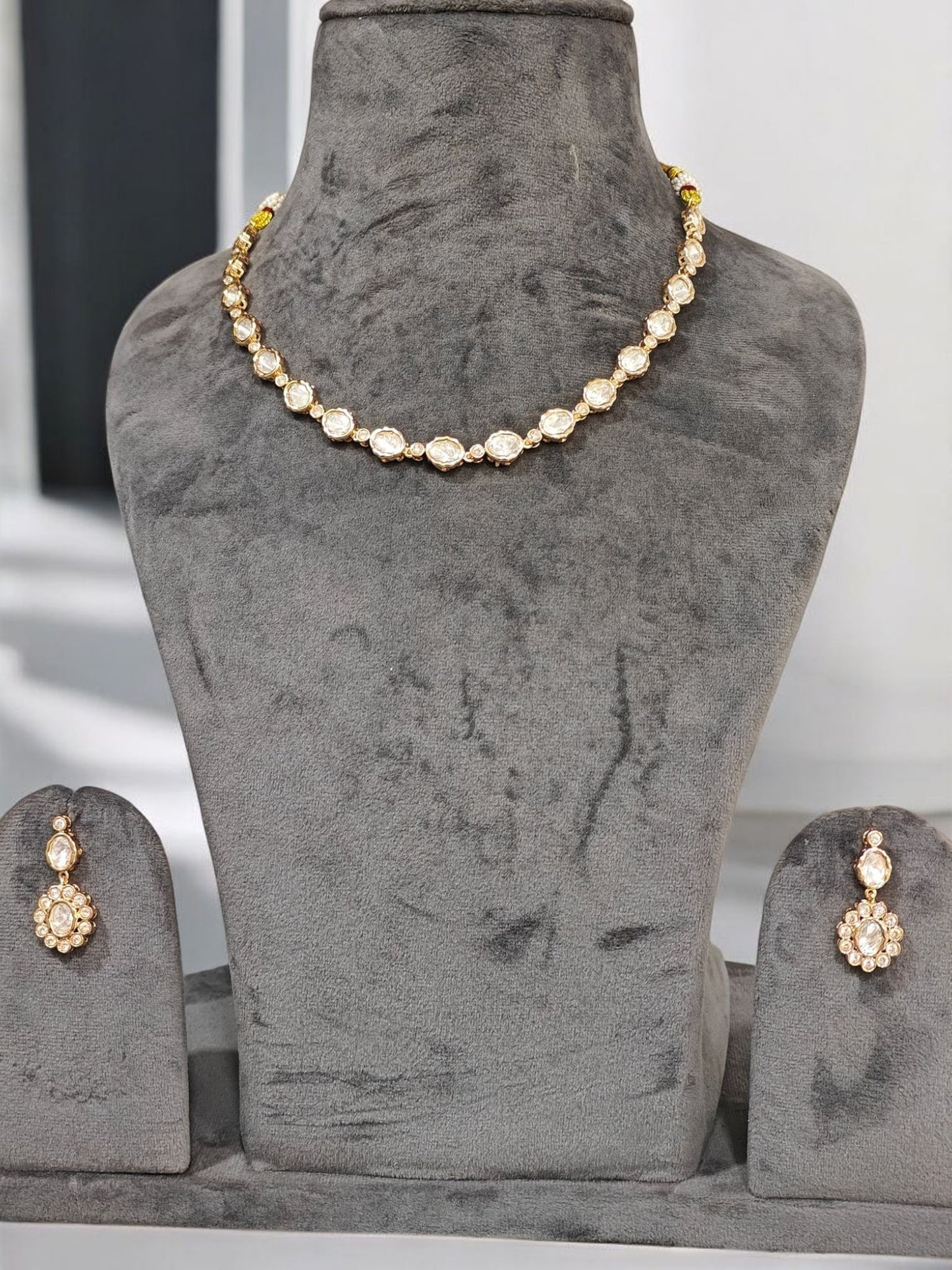 Kundan Jewellery High Gold Polish Round Necklace Set