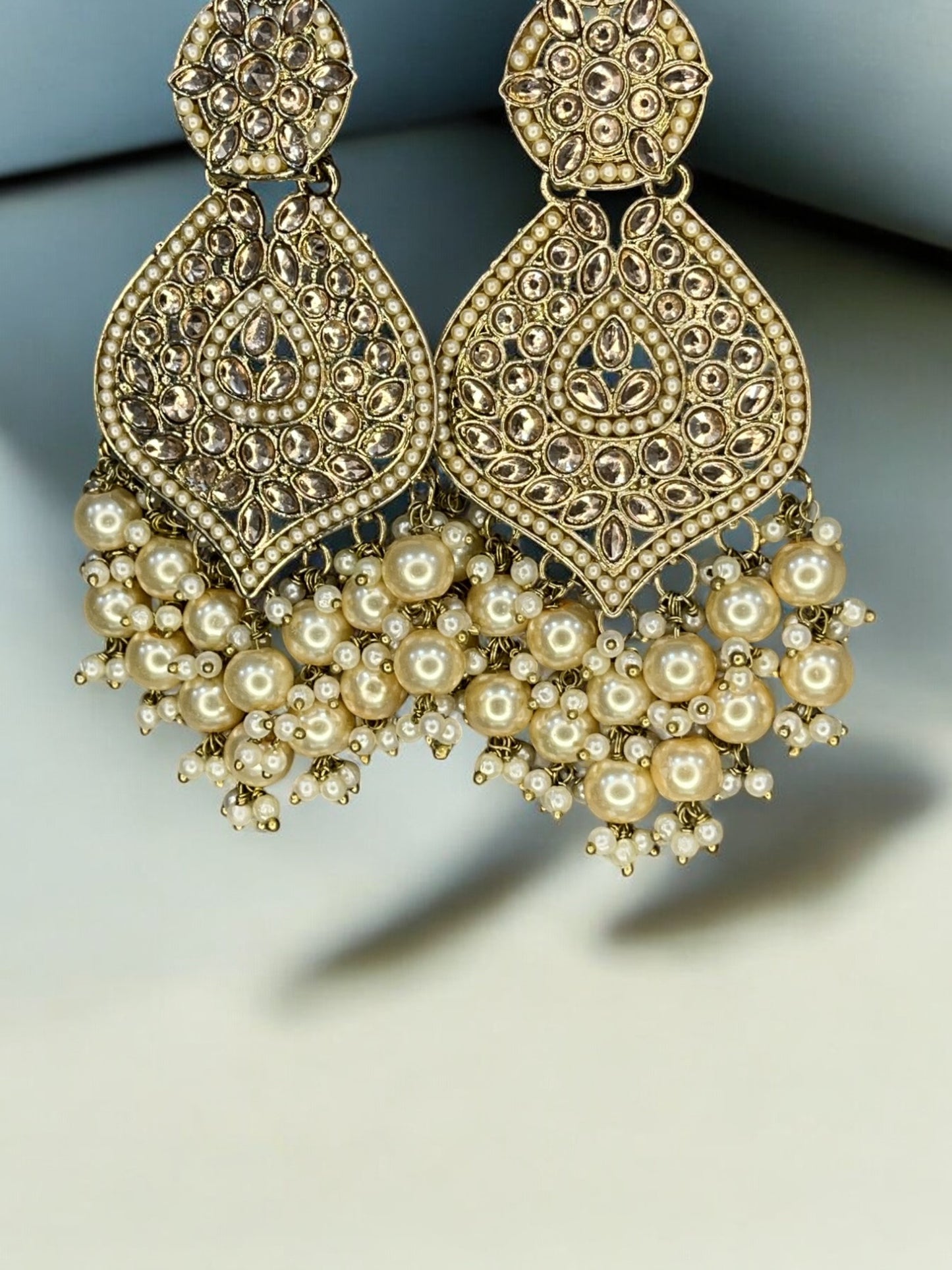 Exquisite Kundan Pearl Beaded Earrings