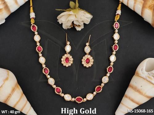 Kundan Jewellery High Gold Polish Pretty Design Short Necklace Set