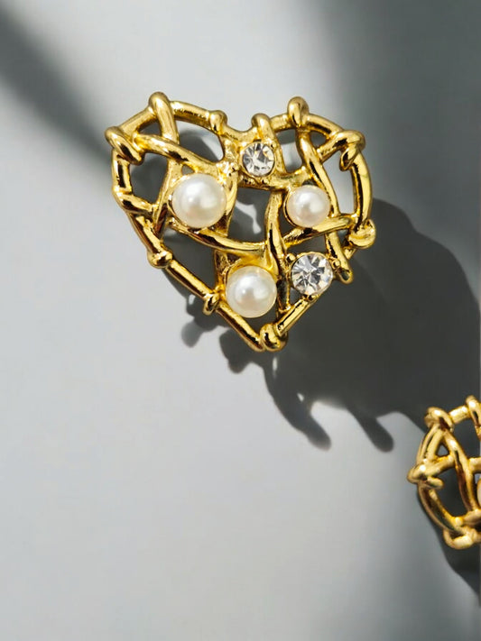Enfashionate Anti Tarnish Pearl Heart shaped Earrings