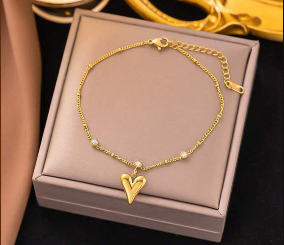 Heart Shaped Chain Bracelet