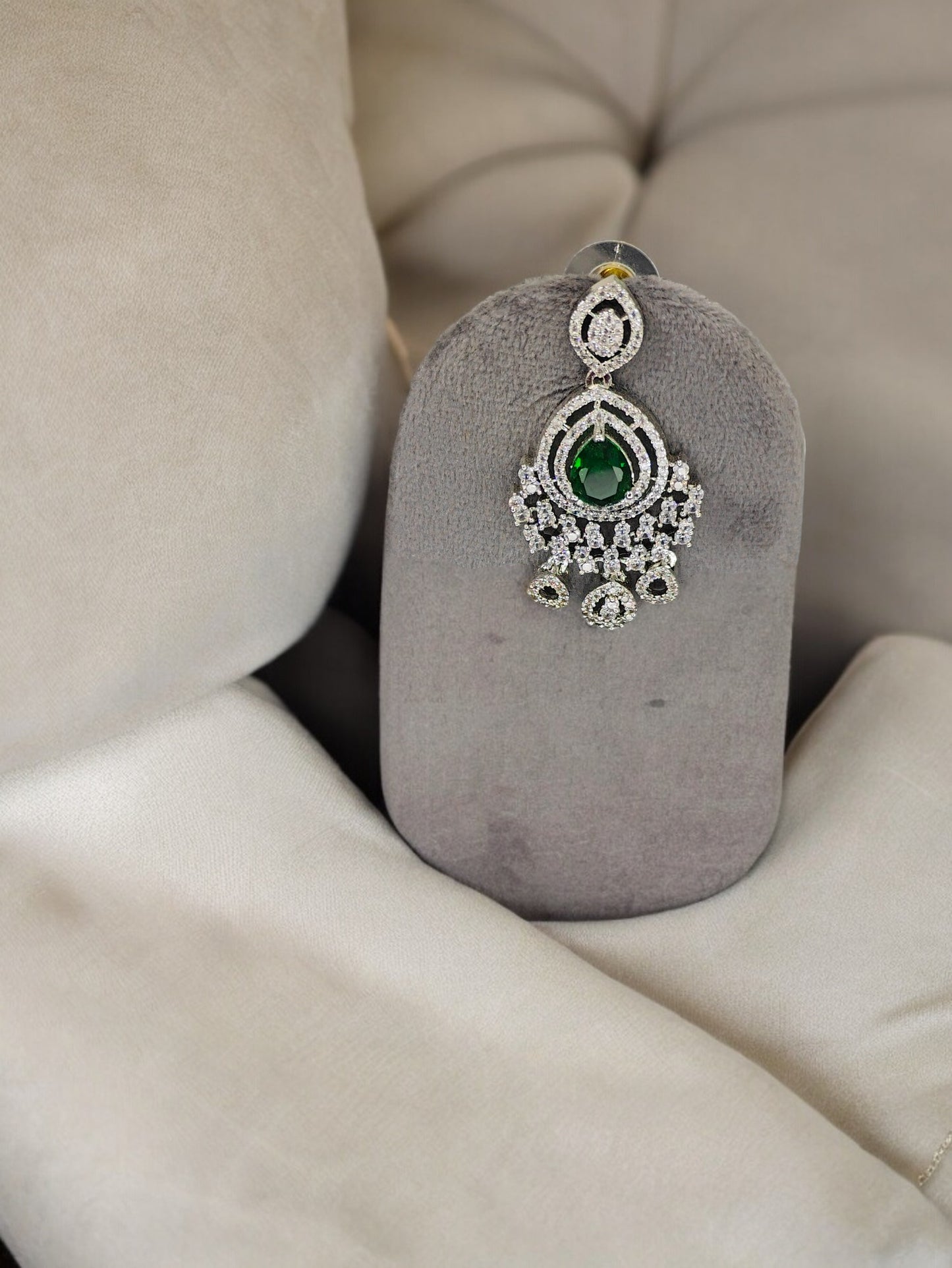Enfashionate Silver Rhodium-Plated Stone-Studded Jewellery Set